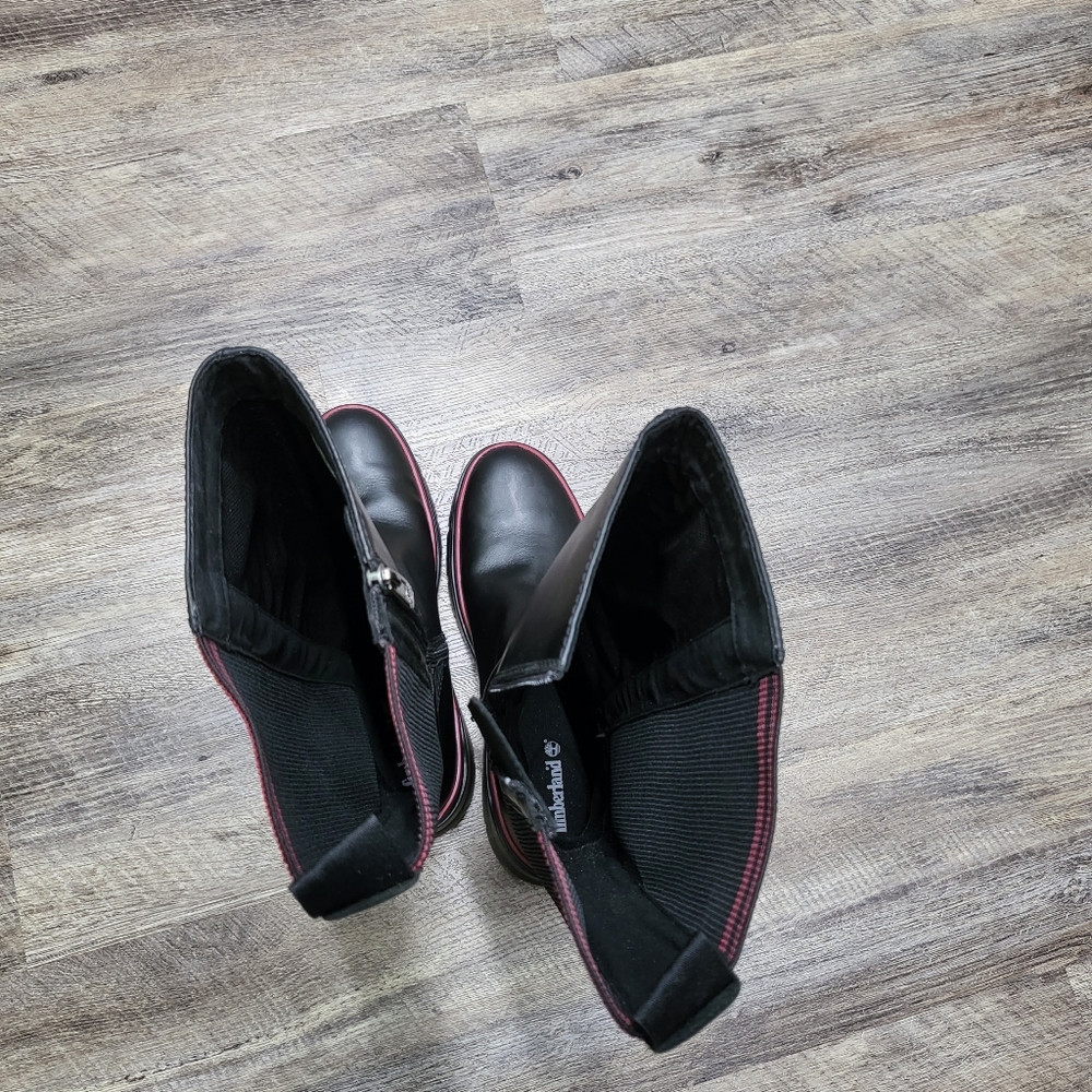Timberland Black and Red Winter Boots - Picture 10 of 10